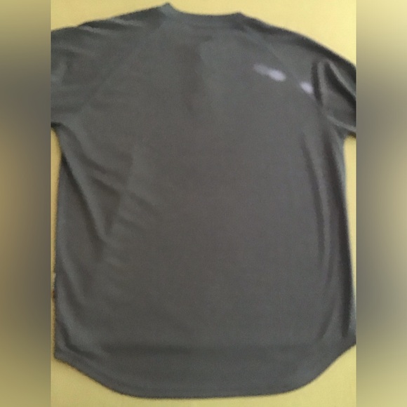 Cabela’s men large navy Henley w polartec* 2 button EUC - Picture 8 of 8